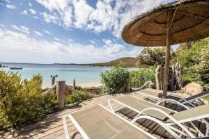 Plage de Furnellu location pieds dans l'eau - 莫纳奇亚道勒内