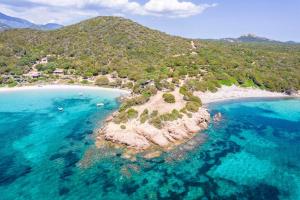 Maisons de vacances Plage de Furnellu location pieds dans l-eau : photos des chambres