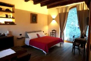 La Torre Colombaia - monumento del 1400 - Verrès