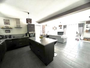 Villa climatisée avec Piscine