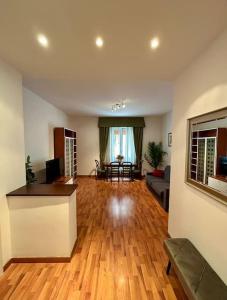 Interno 3 - Vatican Apartment