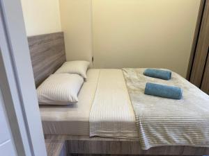 Gonio N301 Beach front apartment , Mountain view