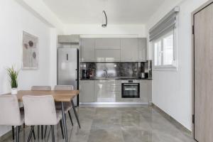 Nikiti Sik Luxury Apartments by halu!