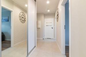 12th Floor Apartment Beautiful City View Terrace