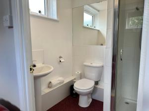 Studios 4&5 - Dedworth Road, Windsor