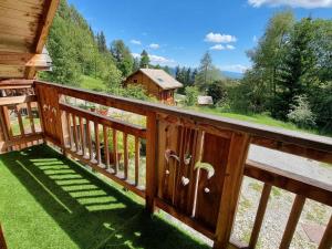 Chalets Chalet cosy 6 pers avec SPA, terrasse sud, proche station ski, animaux admis - FR-1-393-16 : photos des chambres