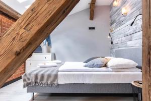 Studio for two with an AC - Dietla 51 street