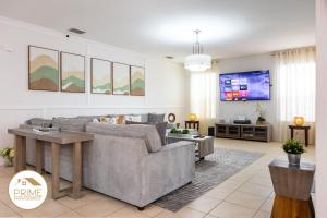 Amazing 6bd Resort Home Pool & Near Disney