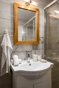 Palazzo Apartment by CorfuEscapes