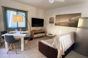 Atlantic Garden - Quiet apartment, central and close to the beach