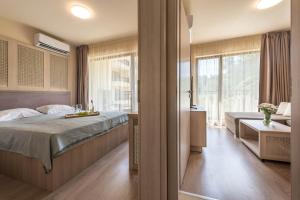 Golden Sands Apartment