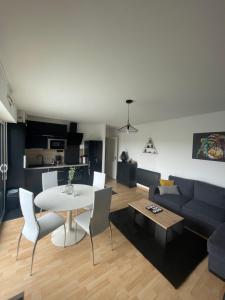 Appartements Appartement Cosy + Balcon : photos des chambres