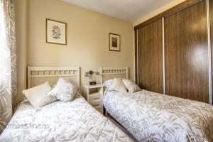 3 Bed Beach Apartment with views Isla Canela