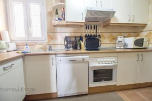 3 Bed Beach Apartment with views Isla Canela