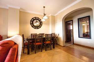 3 Bed Beach Apartment with views Isla Canela