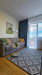 Апартаменти з прекрасним панорамним видом на замок та гори - 穆卡切沃