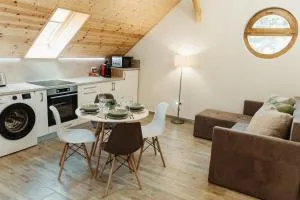 Bogi Kuckó, Farkasgyepű - باكونيبل