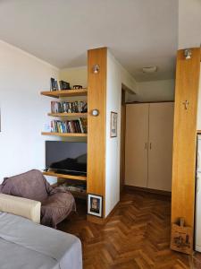 Apartment in Preko with sea view, terrace, air conditioning, Wi-Fi (4574-1)