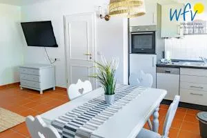 Ferienhaus am Gutspark Drankse Ferienwohnung Küstenklee - Lancken