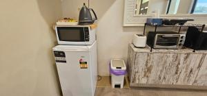 Beachside Bliss 1BR Mindarie