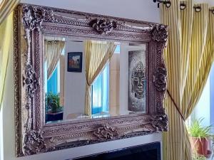 The Corner House - Charming Rustic Home in the Heart of Monchique