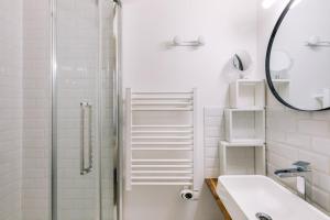 GuestReady - Apt spacieux et exquis dans le 17ème