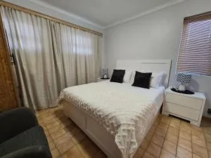 22 On Schwester Frieda - Mondesa