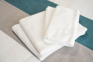 12 MIN walk to Shinjuku STR ,6 MIN Higashishinjuku ,nearest kabukicho ,shinjuku oen,