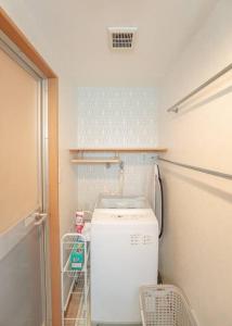 12 MIN walk to Shinjuku STR ,6 MIN Higashishinjuku ,nearest kabukicho ,shinjuku oen,