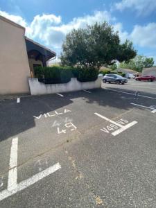 AGENCE JF IMMO-Villa 5 pers climatisée terrasse et parking proche plage - V0264