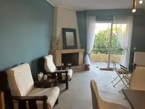 Marikes Beach Apartment - Rafina