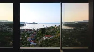 ApoLoveSea - Vassilias