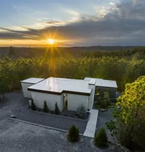 The Eleanor - Valliant