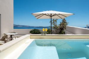 One-Bedroom Villa with Outdoor Hot Tub room in Passion Blue Villas