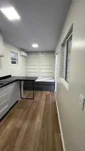 Studio - Contêiner - Apartamento - Quarto 01 - 格拉瓦塔尔