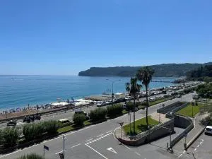 La Casa sul Mare by Holiday World - Bergeggi