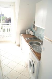 50 m de la plage, appartement avec grand balcon