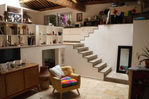 Loft lumineux et calme, hyper centre, 3 chambres, 2 patios, garage privatif