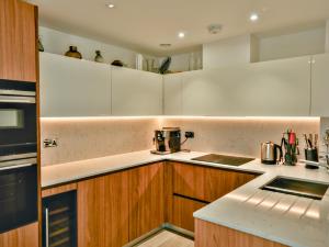 Wonderful 2BR in central London