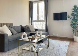 Central Paris - Executive apartment with lift for 8