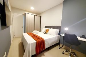 1 quarto, cheio de estilo, condo club Sky com vaga by UROOMS
