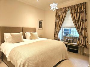 Edinburgh Elegant 1-Bedroom City Apartment