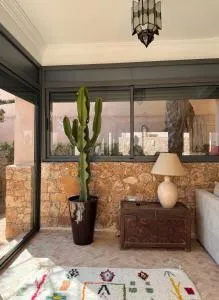 Luxurious Villa - 西迪伊夫尼