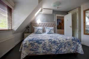 Double Room with Private Bathroom room in Zenzez Hotel & Lounge