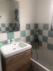 Villas Maison piscine proche Bordeaux : photos des chambres