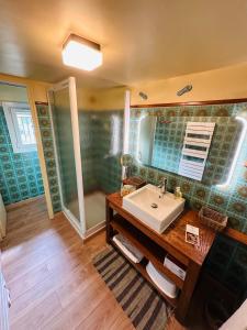 Maisons de vacances Grande maison de vacances jusqu-a 15 personnes, a quelques pas d-Aix-en-Provence : photos des chambres