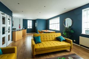 Top Floor Apartment in City Centre