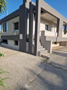 Sarri Holiday Home - Kavrokhórion