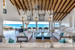 Ocean Front Villa Accommodates 14 Guests With Service