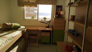 En esquina y todo a exterior